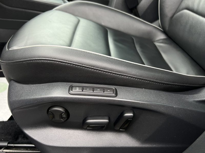 VOLKSWAGEN TIGUAN II CARAT EXCLUSIVE 2.0 TDI 150 DSG7 CUIR TOIT OUVRANT APPLE & ANDROID Garantie 1an