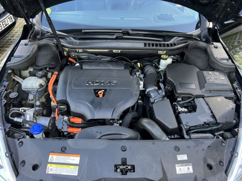 PEUGEOT 508 PEUGEOT 508 FELINE 2.0 HDI 163 / 200 Cv HYBRID 4 / 1ERE MAIN BOITE AUTO CUIR GPS - GARAN