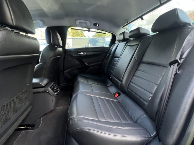 PEUGEOT 508 PEUGEOT 508 FELINE 2.0 HDI 163 / 200 Cv HYBRID 4 / 1ERE MAIN BOITE AUTO CUIR GPS - GARAN