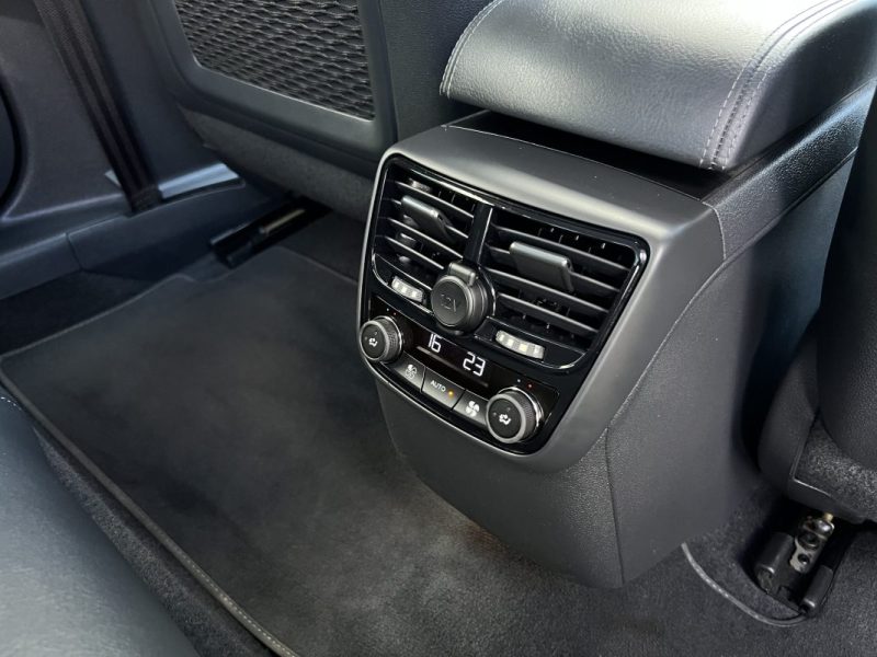 PEUGEOT 508 PEUGEOT 508 FELINE 2.0 HDI 163 / 200 Cv HYBRID 4 / 1ERE MAIN BOITE AUTO CUIR GPS - GARAN