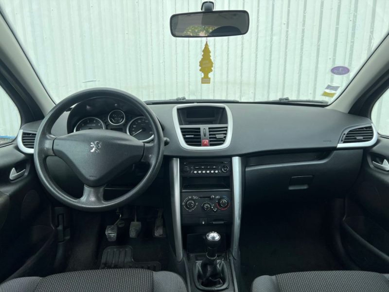 PEUGEOT 207 1.4 Access / Garantie 3/12 Mois