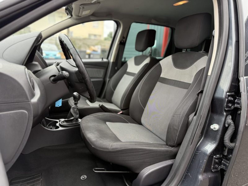 DACIA DUSTER 2016 1.5 dci 110CV LAUREATE 4X2