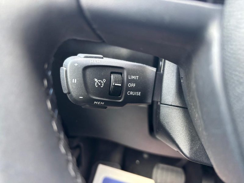 DS DS 3 CROSSBACK 1.2 130cv MONTMARTRE