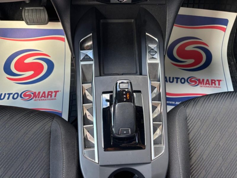 DS DS 3 CROSSBACK 1.2 130cv MONTMARTRE