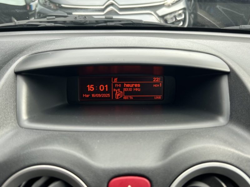 CITROEN C3 PHASE 2 1.4 i 75 Cv 5 PORTES / CLIMATISATION BLUETOOTH - GARANTIE 1 AN