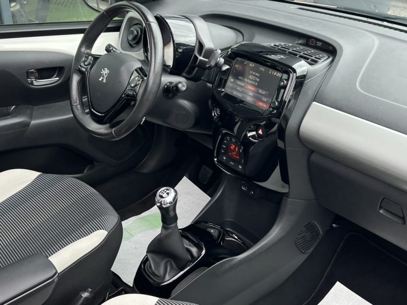 PEUGEOT 108 TOP ! CABRIOLET Pack ALLURE 1.2 82 Cv 1ERE MAIN ECRAN TACTILE CRIT AIR 1 - GARANTIE 1 AN