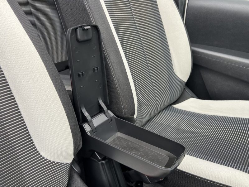 PEUGEOT 108 TOP ! CABRIOLET Pack ALLURE 1.2 82 Cv 1ERE MAIN ECRAN TACTILE CRIT AIR 1 - GARANTIE 1 AN