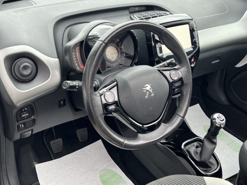 PEUGEOT 108 TOP ! CABRIOLET Pack ALLURE 1.2 82 Cv 1ERE MAIN ECRAN TACTILE CRIT AIR 1 - GARANTIE 1 AN