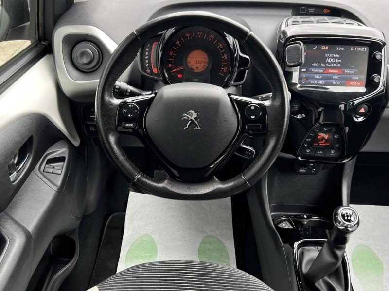 PEUGEOT 108 TOP ! CABRIOLET Pack ALLURE 1.2 82 Cv 1ERE MAIN ECRAN TACTILE CRIT AIR 1 - GARANTIE 1 AN
