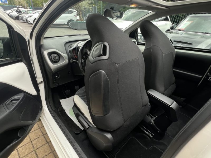 PEUGEOT 108 TOP ! CABRIOLET Pack ALLURE 1.2 82 Cv 1ERE MAIN ECRAN TACTILE CRIT AIR 1 - GARANTIE 1 AN