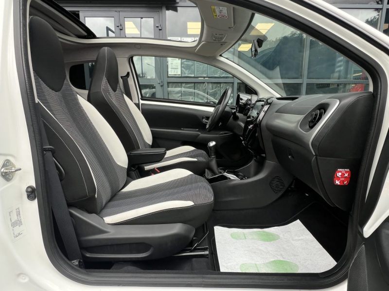 PEUGEOT 108 TOP ! CABRIOLET Pack ALLURE 1.2 82 Cv 1ERE MAIN ECRAN TACTILE CRIT AIR 1 - GARANTIE 1 AN