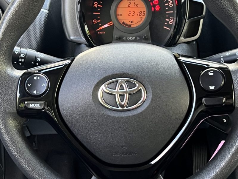 TOYOTA AYGO II PHASE 2 X-PRO 1.0 VVT-I 72 Cv 5 PORTES 1ere main 23 100 Km CRIT AIR 1 - GARANTIE 1 AN