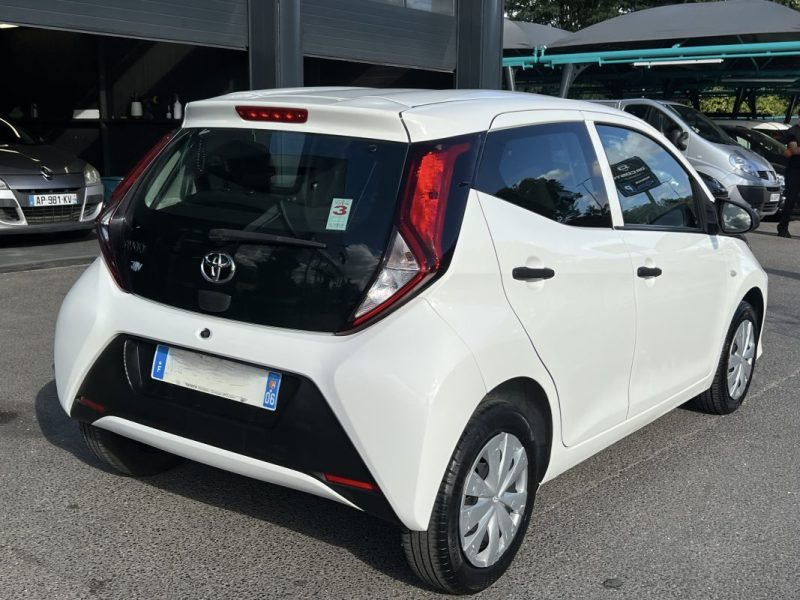 TOYOTA AYGO II PHASE 2 X-PRO 1.0 VVT-I 72 Cv 5 PORTES 1ere main 23 100 Km CRIT AIR 1 - GARANTIE 1 AN