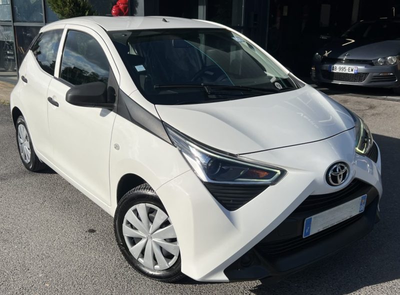 TOYOTA AYGO II PHASE 2 X-PRO 1.0 VVT-I 72 Cv 5 PORTES 1ere main 23 100 Km CRIT AIR 1 - GARANTIE 1 AN