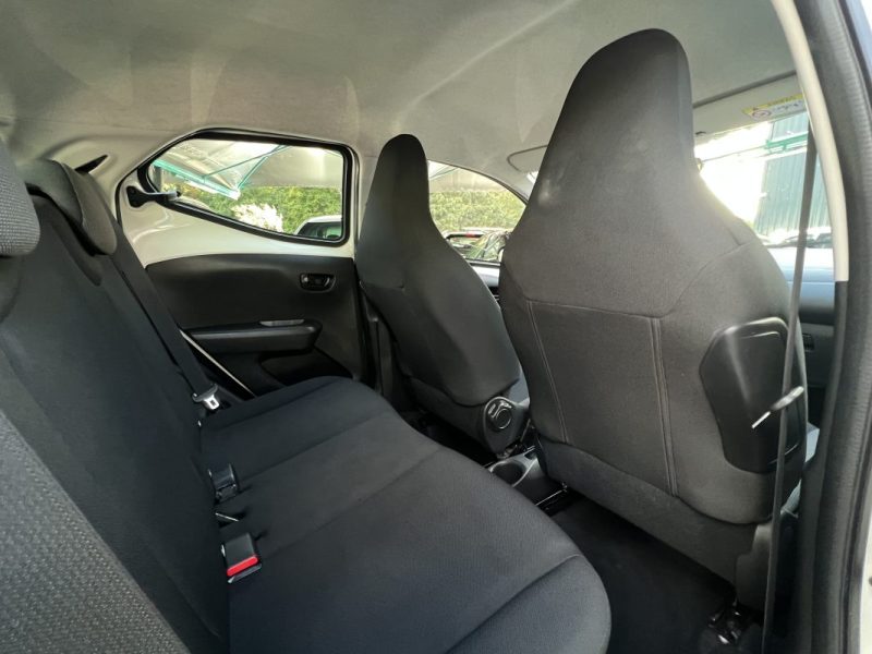 TOYOTA AYGO II PHASE 2 X-PRO 1.0 VVT-I 72 Cv 5 PORTES 1ere main 23 100 Km CRIT AIR 1 - GARANTIE 1 AN