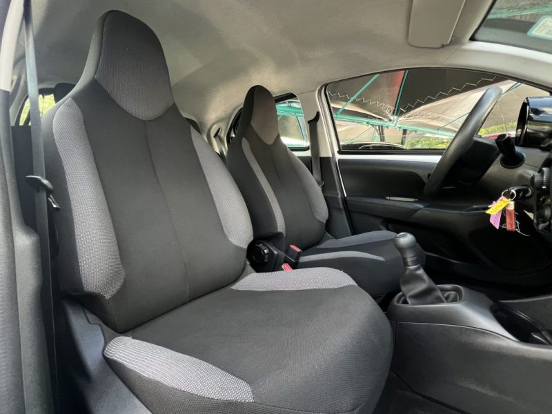 TOYOTA AYGO II PHASE 2 X-PRO 1.0 VVT-I 72 Cv 5 PORTES 1ere main 23 100 Km CRIT AIR 1 - GARANTIE 1 AN