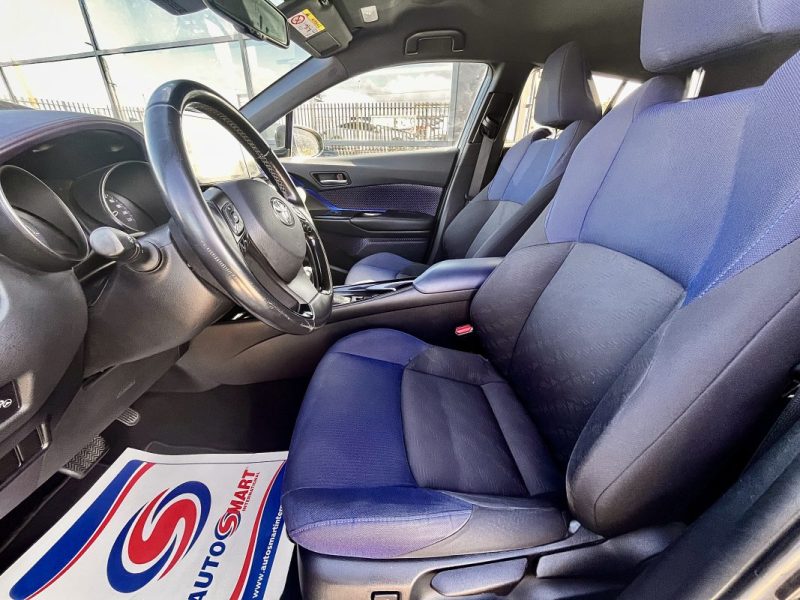 TOYOTA C-HR 122h Graphic  E-CVT 01/2018