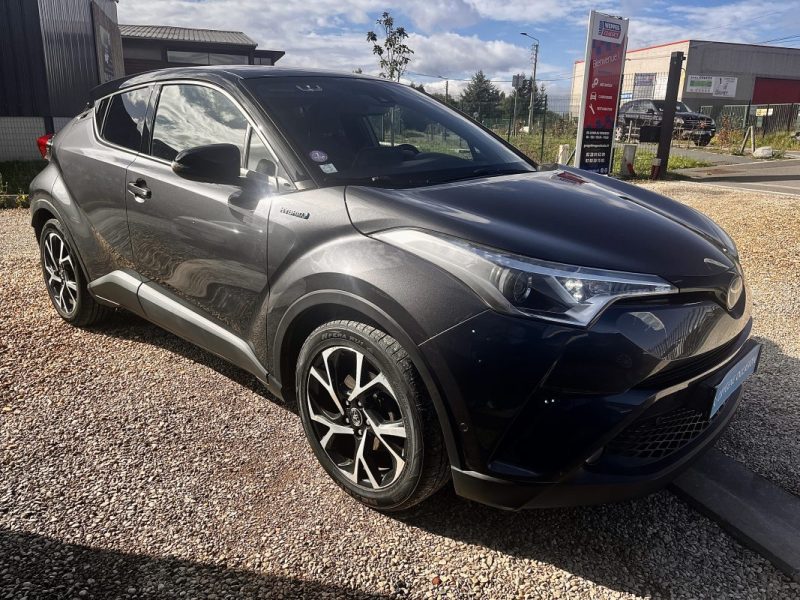 TOYOTA C-HR 122h Graphic  E-CVT 01/2018