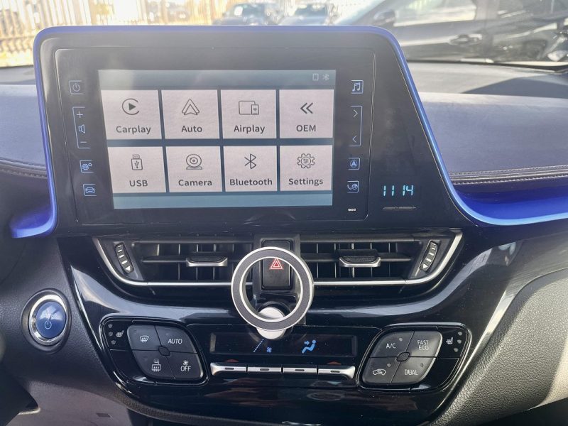 TOYOTA C-HR 122h Graphic  E-CVT 01/2018