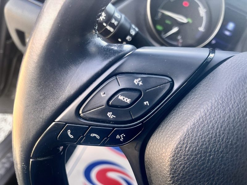 TOYOTA C-HR 122h Graphic  E-CVT 01/2018