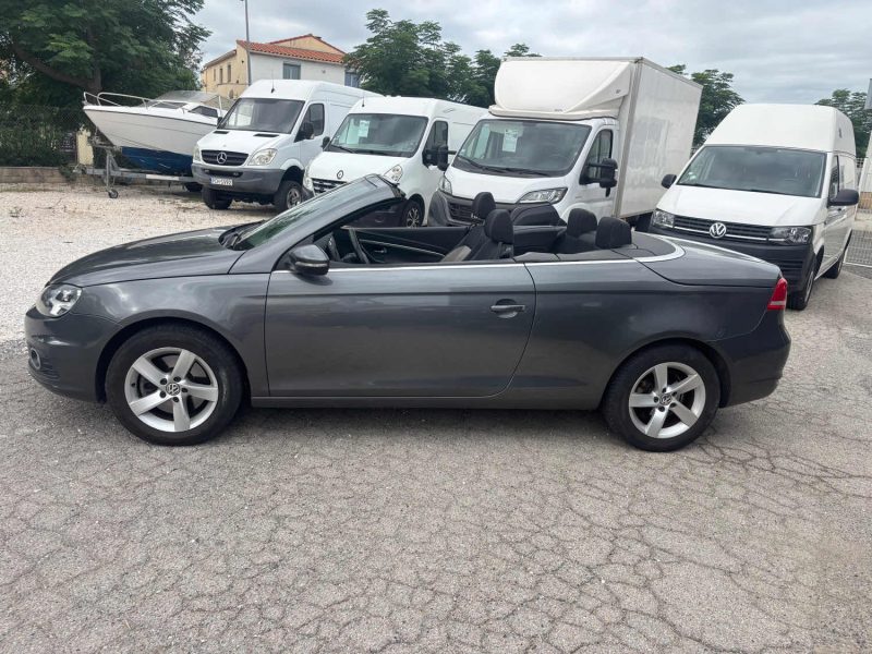 VOLKSWAGEN EOS 2012