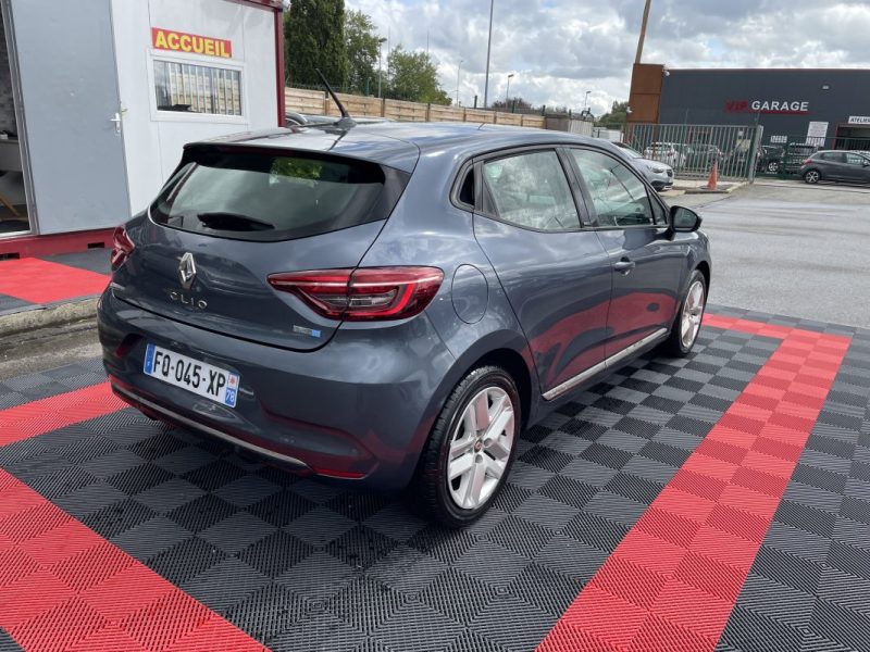 RENAULT CLIO 2020