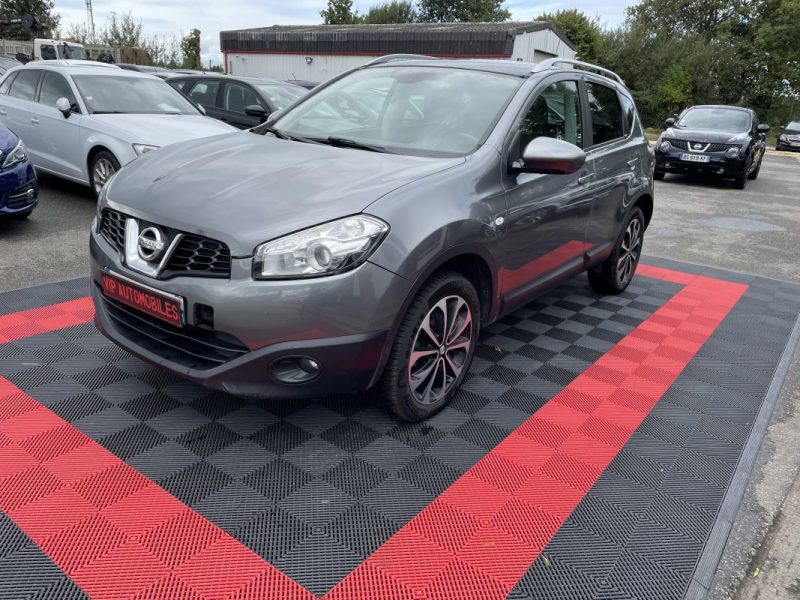 NISSAN QASHQAI 2012