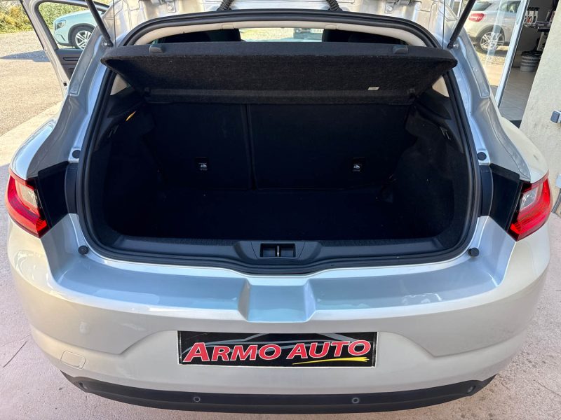 RENAULT MEGANE IV 1.2 TCe 100 ch Energy Business