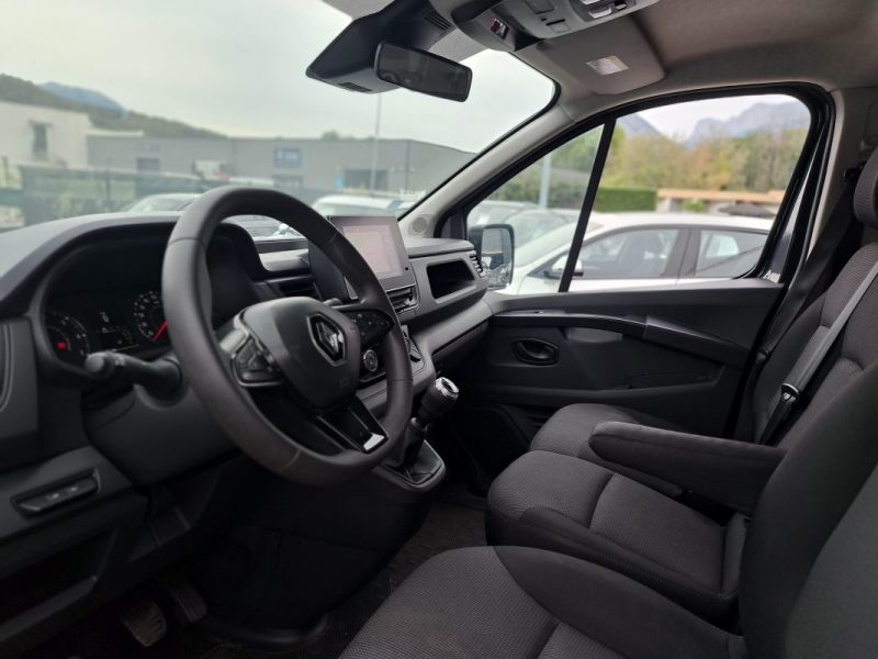 RENAULT TRAFIC L2 2.0 dCi 150ch PASSENGER 9 PLACES Ecran GPS