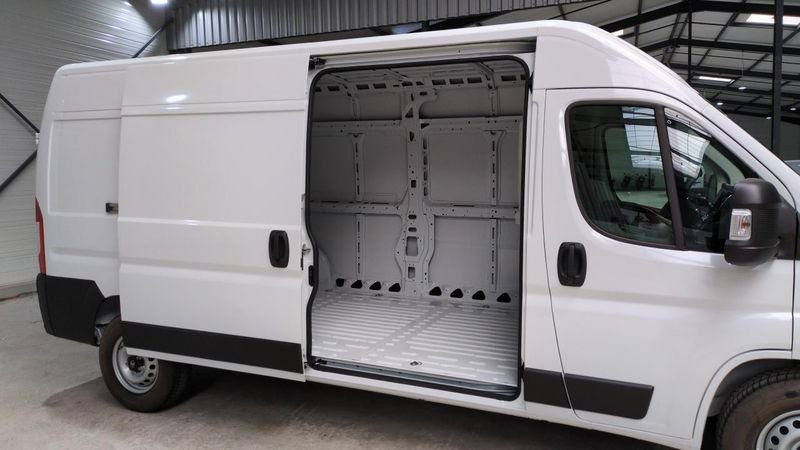 Citroën Jumper fourgon nouveau Tole 35 l3h2 140 s&s bva8 + pack techno 7 + camera premium