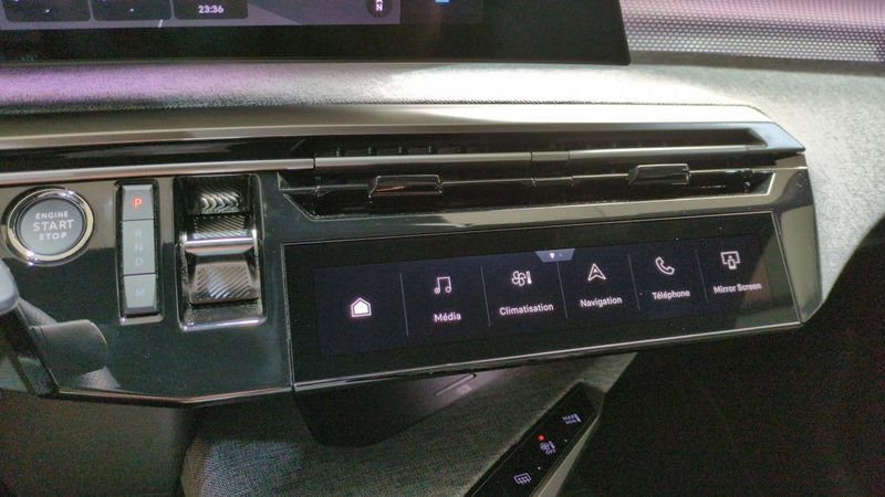 Peugeot 3008 nouveau Hybrid 145 e-dcs6 gt + pack hi-fi focal +  360° vision and drive assist plus