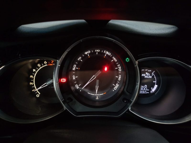 CITROEN DS3 1.2 VTI Chic 82ch + DISTRIBUTION FAITE