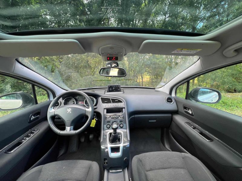 PEUGEOT 5008 1.6 HDi 114Cv ALLURE 