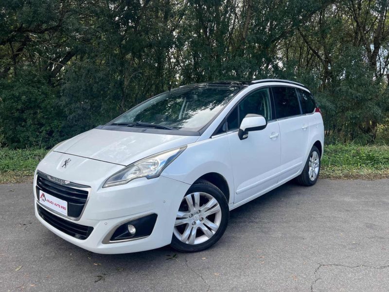 PEUGEOT 5008 1.6 HDi 114Cv ALLURE 