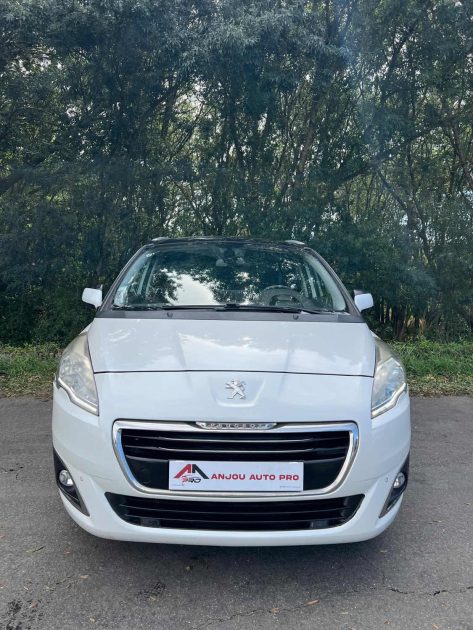 PEUGEOT 5008 1.6 HDi 114Cv ALLURE 