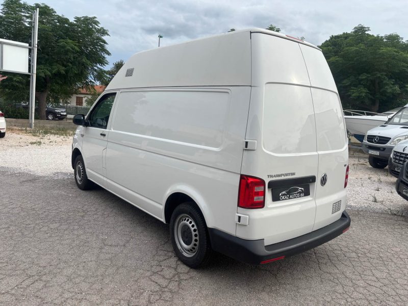 VOLKSWAGEN TRANSPORTER 2018