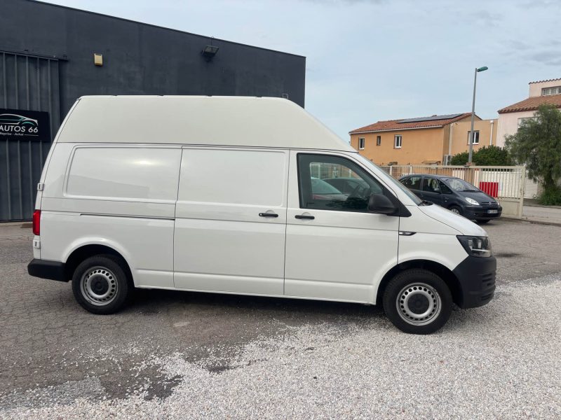 VOLKSWAGEN TRANSPORTER 2018