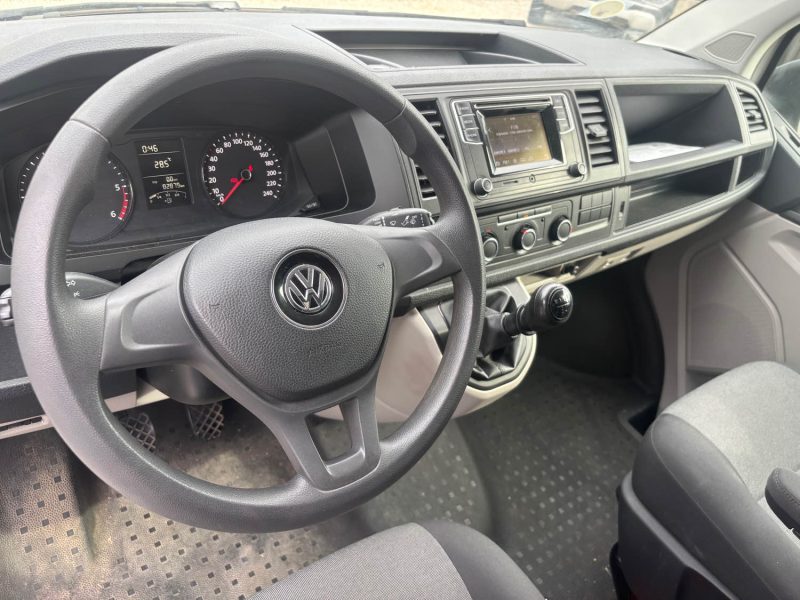 VOLKSWAGEN TRANSPORTER 2018