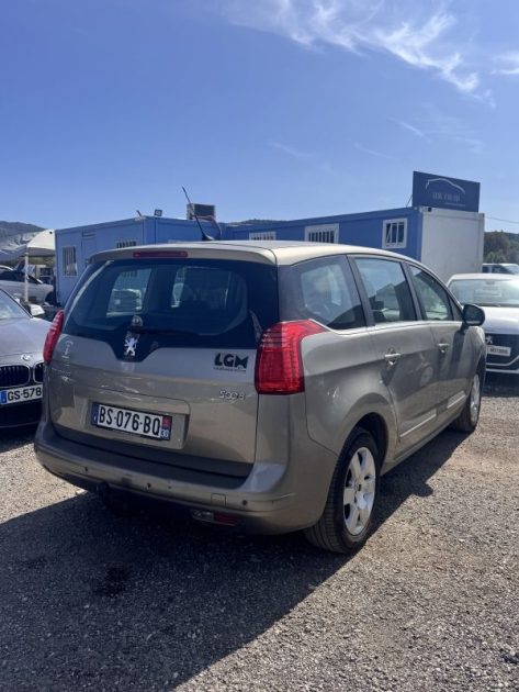 PEUGEOT 5008 1.6 HDI 112 FAP ACTIVE 5 PLACES 
