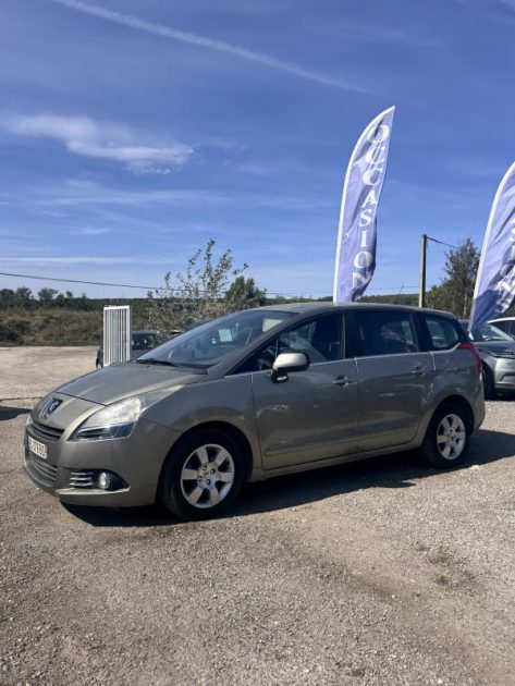 PEUGEOT 5008 1.6 HDI 112 FAP ACTIVE 5 PLACES 