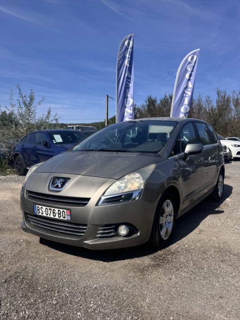 PEUGEOT 5008 1.6 HDI 112 FAP ACTIVE 5 PLACES 