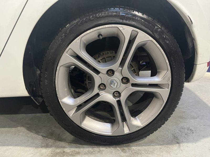 RENAULT CLIO GT LINE  1.5 dCi 90ch - Kit Distri NEUF / SUIVI COMPLET