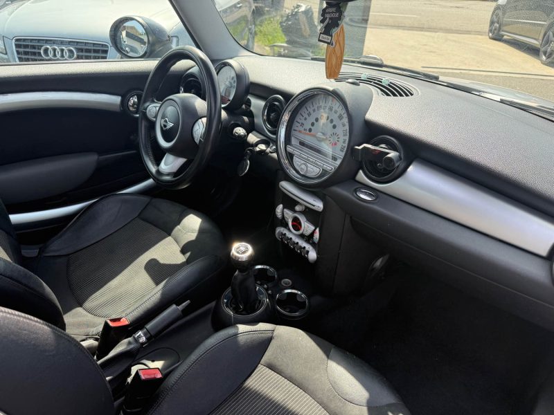 MINI MINI COOPER D 1.6 110CH TOIT OUVRANT GARANTIE