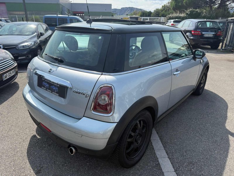 MINI MINI COOPER D 1.6 110CH TOIT OUVRANT GARANTIE