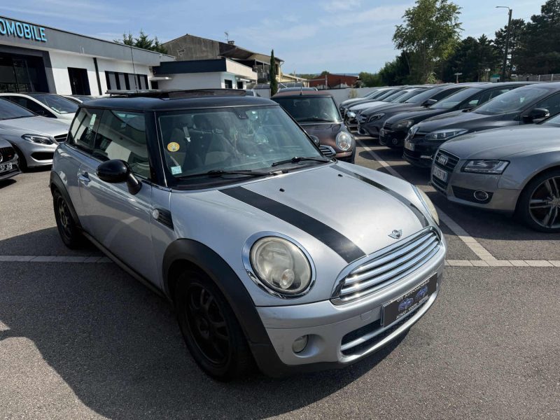 MINI MINI COOPER D 1.6 110CH TOIT OUVRANT GARANTIE
