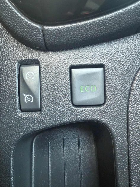 RENAULT CLIO 4 1ER MAIN PHASE 2 1.2 TCE 120CV BOITE AUTO 2016