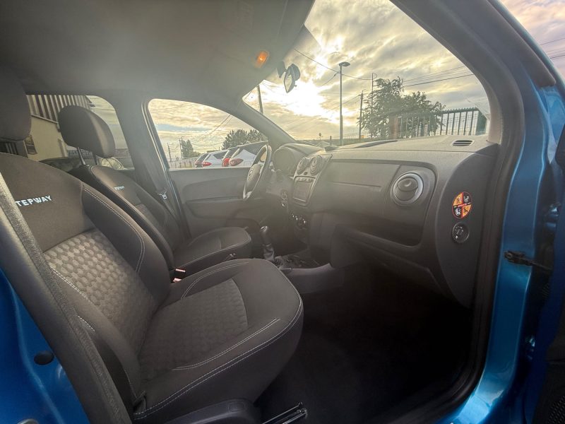 DACIA LODGY 2016 STEPWAY 7 PLACES 1.2 TCE - 16V 116CV CRIT'AIR 1