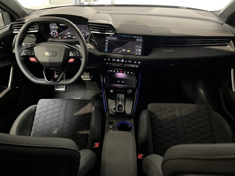 AUDI RS3 8Y 2.5 TFSI 400 (PHASE 2) Immat FR / Pack Carbon / 1500km