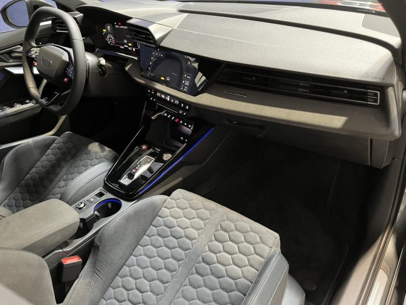 AUDI RS3 8Y 2.5 TFSI 400 (PHASE 2) Immat FR / Pack Carbon / 1500km