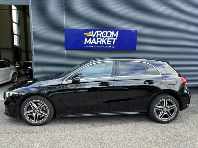 MERCEDES CLASSE A 250e 218cv - AMG LINE 